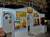 D3X 2439 ji : GRC, Griechenland, Kythira, Höhlenkirche Agia Sofia bei Kalamos, Spilies
