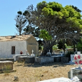 D3X 4526 ji : GRC, Griechenland, Kythira, Straße Karvounades-Mylopotamos, Friedhof von Mylopotamos