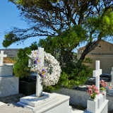 D3X 4537 ji : GRC, Griechenland, Kythira, Straße Karvounades-Mylopotamos, Friedhof von Mylopotamos