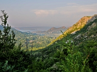 DSC 4936 ji : Bundesstraße M-2 Virpazar-Petrovac, Dorf Gornji Brceli, Bezirk Bar, MNE, Montenegro