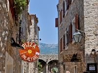 DSC 3967 ji : Budva, Stari Grad, Fußgängerzone Petra I Petrovića, Gemeinde Budva, MNE, Montenegro