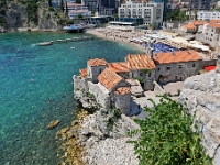 DSC 4054 ji : Budva, Stari Grad, Citadela >  Kirche St. Sava, rechts Kirche St. Maria, Gemeinde Budva, MNE, Montenegro