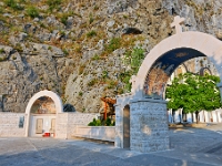 DSC 1958 ji : MNE, Montenegro, Bezirk Danilovgrad, Kloster Ostrog