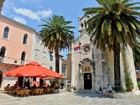 DSC 2095 ji : Bezirk Herceg Novi, Herceg Novi, Stari Grad, Trg Hercega Stjepana, Erzengel Michael Kirche, Cafe Star Grad, MNE, Montenegro