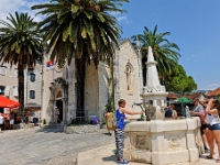 DSC 2115 ji : Bezirk Herceg Novi, Herceg Novi, Stari Grad, Trg Hercega Stjepana, Balavista-Brunnen, Erzengel Michael Kirche, MNE, Montenegro