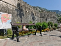DSC 3056 ji : Bezirk Kotor, Kotor, Stari Grad, MNE, Montenegro, vor dem Haupttor