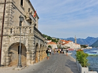 DSC 3107 ji : Bezirk Kotor, MNE, Montenegro, Perast, Promenade Kapitän Marko Martinović, Palata Bujovic, Museum der Stadt Perast