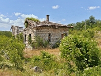 DSC 3638 pi ji : bei Cafe Podbozur, Bezirk Niksic, Bundesstraße M-7 Trebinje-Niksic, MNE, Montenegro