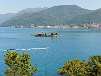 DSC 2316 ji : bei Roadovici, Bezirk Tivat, Insel und Kirche Gospa od Milosrda, der Barmherzigkeit, MNE, Montenegro