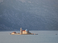 DSC 3562 ji : Bezirk Tivat, Inselkirche Sv Dorde, MNE, Montenegro, Standort Andachtsstätte Gospa od Anđela